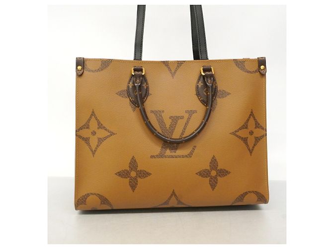 Borsa Tote Louis Vuitton Monogram Reverse OnTheGo MM Marrone - vista 11