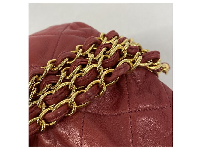 Bolso de hombro Chanel Matelassé con cadena Roja - vista 7