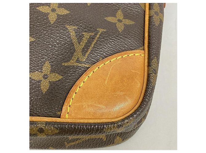 Borsa a tracolla Louis Vuitton Monogram Danube Marrone - vista 6