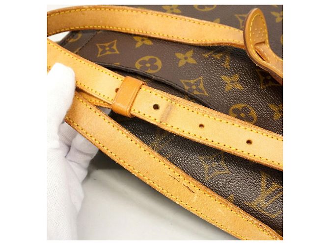 Borsa a tracolla Louis Vuitton Monogram Saint Cloud GM Marrone - vista 11