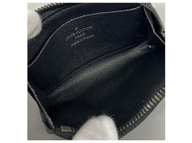Louis Vuitton Monogram Eclipse Coin Case Black - view 3