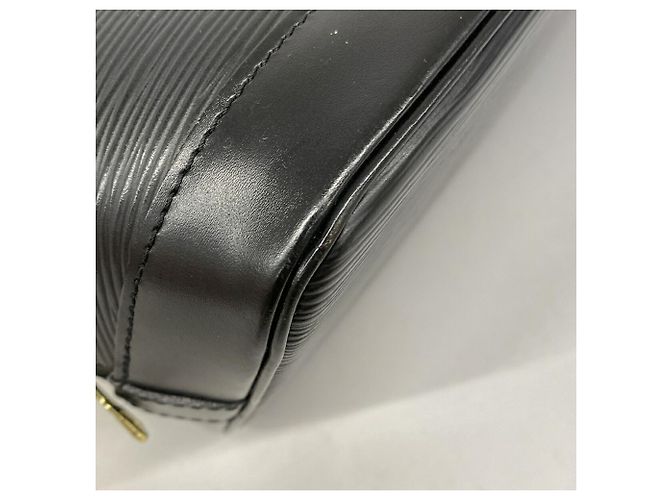 Borsa a mano Louis Vuitton Alma in pelle Epi Nero - vista 7
