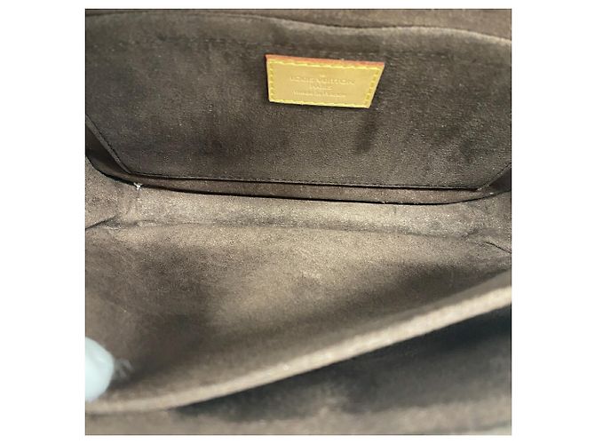 Borsa Louis Vuitton Monogram Pochette Metis MM Marrone - vista 4