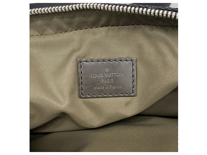 Sac ceinture Louis Vuitton Damier Géant Acrobat Noir - vue 5
