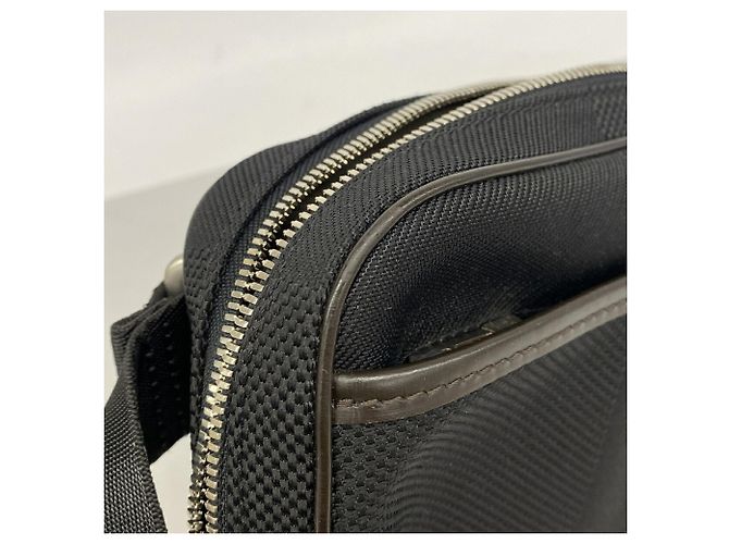 Sac ceinture Louis Vuitton Damier Géant Acrobat Noir - vue 7