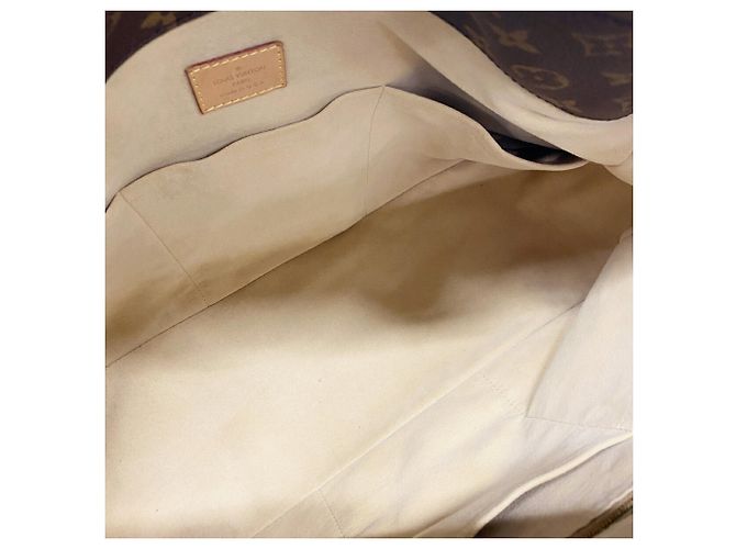 Bolsa de Ombro Louis Vuitton Monogram Artsy MM Marrom - vista 4