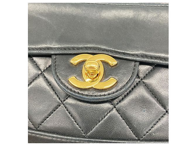 Borsa a tracolla Chanel Matelassé Nero - vista 10