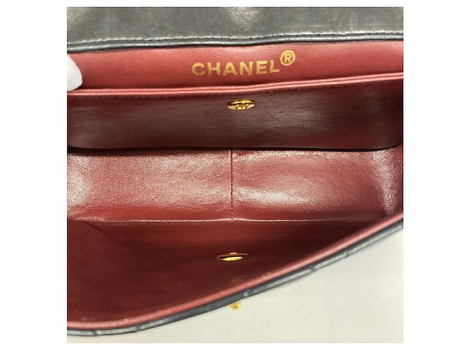 Borsa a tracolla Chanel Matelassé Nero - vista 4