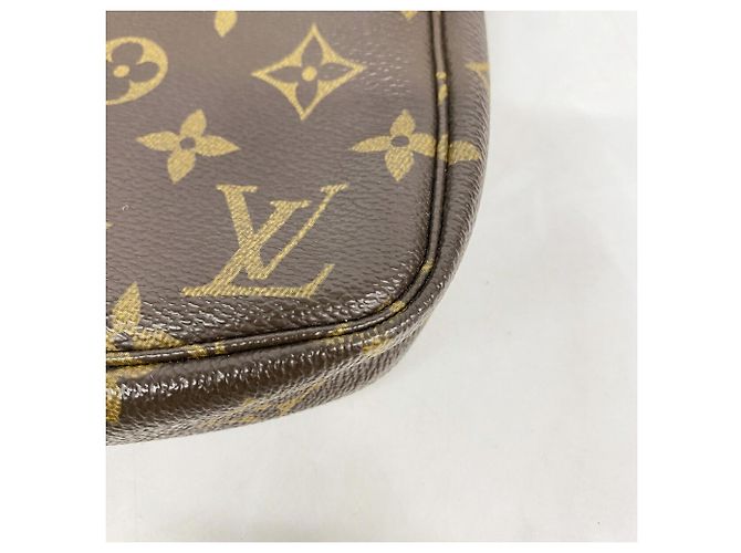 Borsa Louis Vuitton Monogram Pochette Accessoires Marrone - vista 8