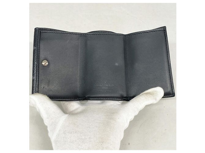 Louis Vuitton Tri-fold Wallet Black - view 3
