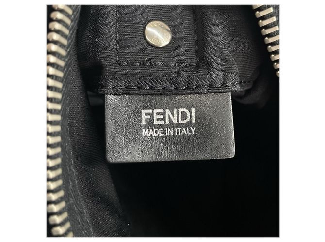 Borsa a tracolla Fendi in nylon bianco e nero - vista 7
