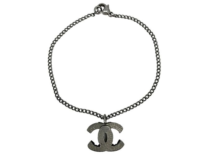 Bracciale con charm bianco Chanel - vista 2
