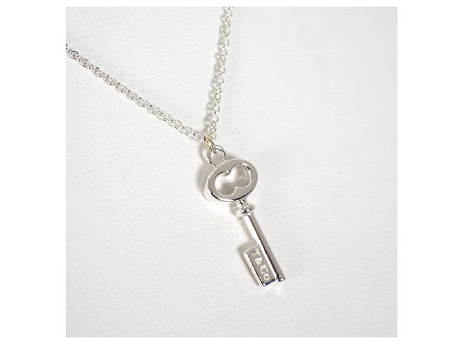 Collana con pendente Tiffany & Co. 925 Key Motif - vista 4