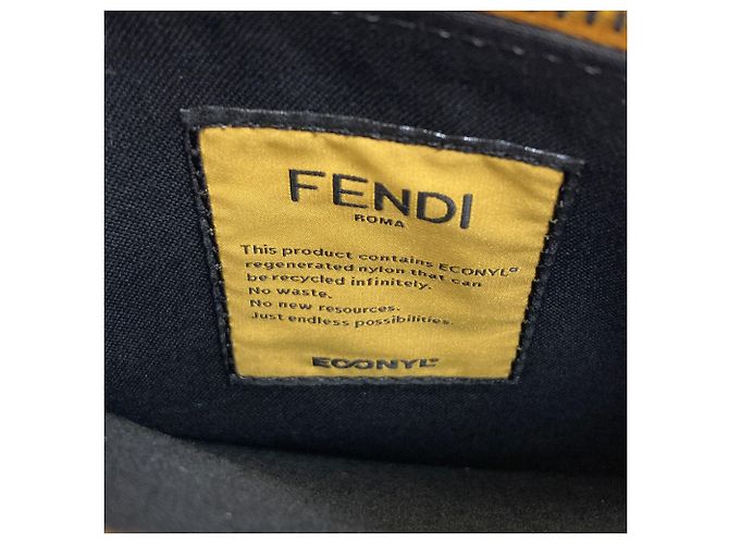 Borsa 2-Way Fendi Peekaboo I.U Cachi - vista 6