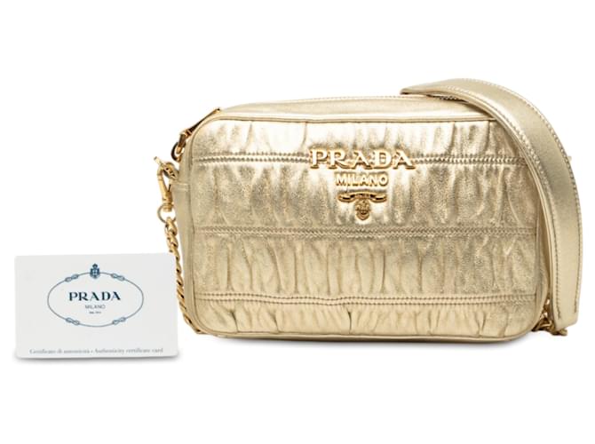 Borsa Camera Prada in Nappa Gaufre Oro D'oro - vista 8