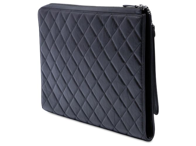 Pouch Chanel Reissue 2.55 con manico in pelle di vitello invecchiata nera, Large Nero - vista 2