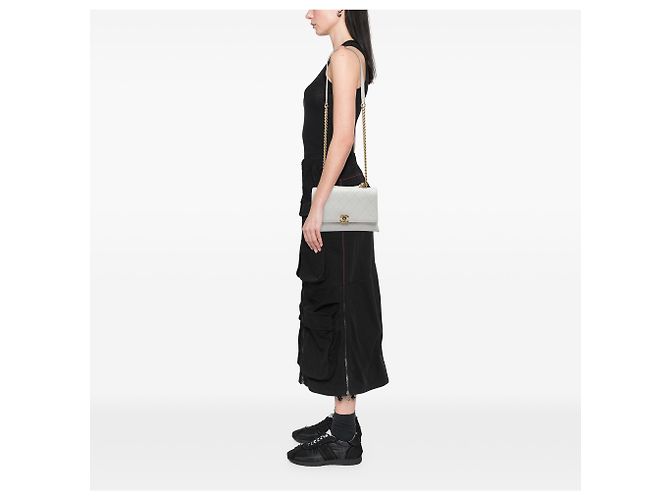 Borsa Chanel White Medium Stitched Caviar Chic Affinity Top Handle Bag Bianco - vista 6