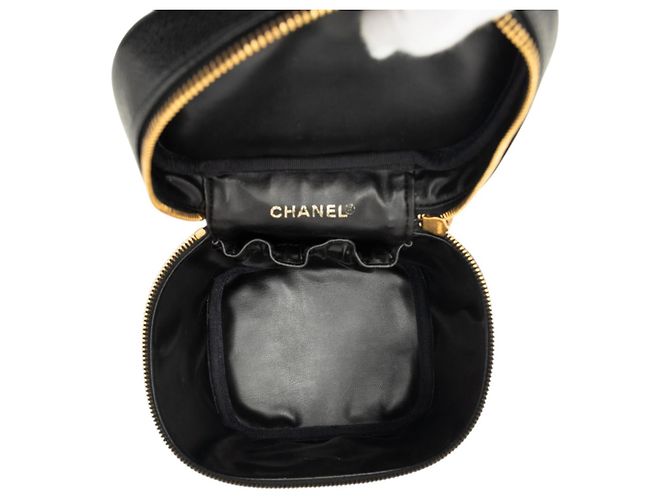Trousse de maquillage Chanel Black CC Caviar Vanity Case Noir - vue 4