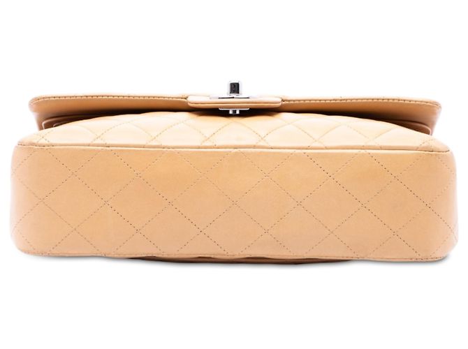 Chanel Beige Medium Classic Lambskin Double Flap - vista 3