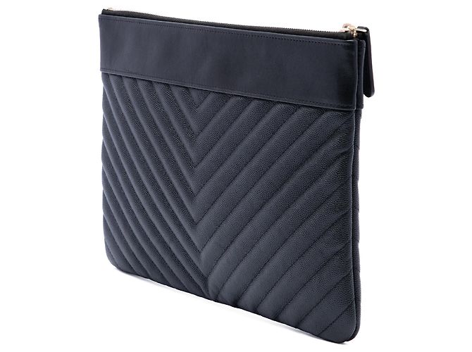 Chanel Black Medium Chevron Caviar Mademoiselle O Case Clutch Nero - vista 2