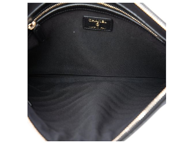 Chanel Black Medium Chevron Caviar Mademoiselle O Case Clutch Nero - vista 4
