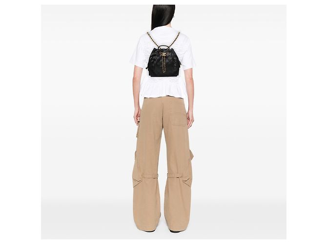 Chanel 25 Rucksack aus schwarzem gestepptem Kaviarleder, Medium - Ansicht 6