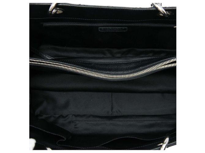 Chanel Black Caviar Grand Shopping Tote XL Nero - vista 4