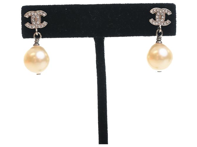 Orecchini Chanel Silver CC in ottone con strass e perle sintetiche Argento - vista 3