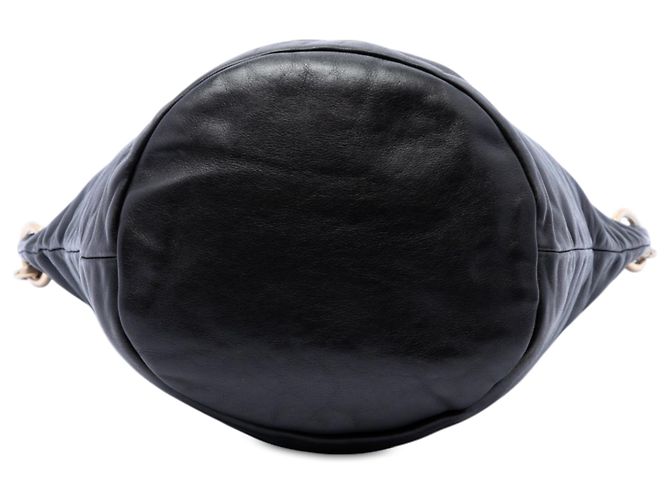 Borsa bucket Chanel CC in pelle d'agnello nera Nero - vista 3