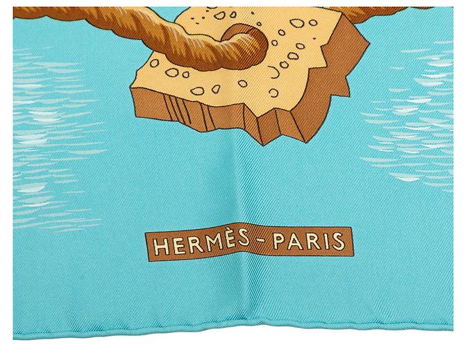 Foulard di seta Hermès Blue Bouteilles a La Mer 90 Blu chiaro - vista 2