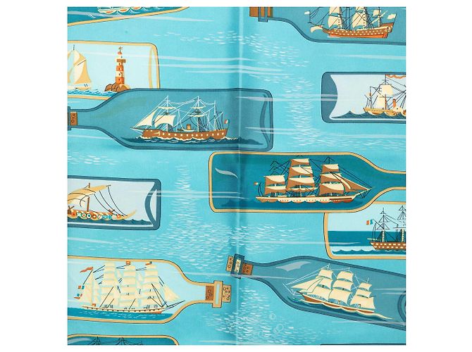 Foulard di seta Hermès Blue Bouteilles a La Mer 90 Blu chiaro - vista 7