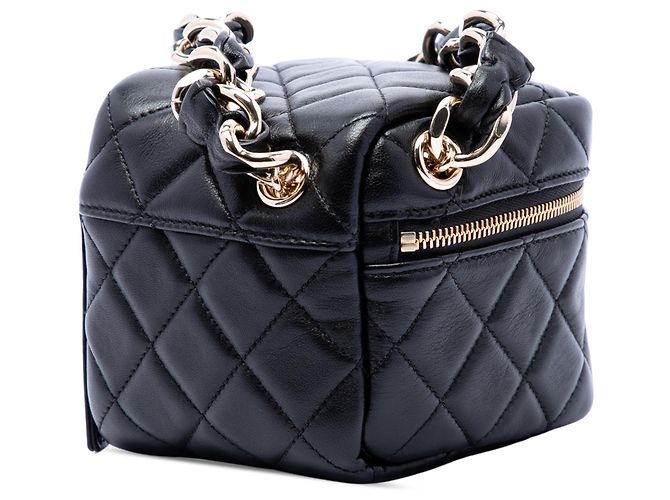 Chanel Vanity Case Cube in Pelle di Agnello Matelassé Nera CC Nero - vista 2
