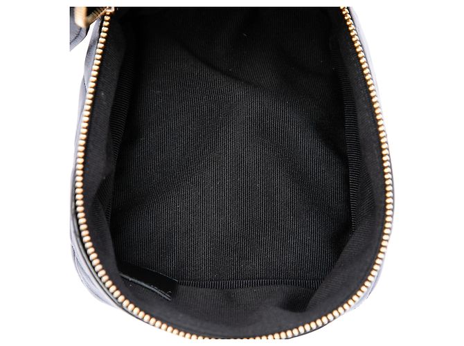 Chanel Vanity Case Cube in Pelle di Agnello Matelassé Nera CC Nero - vista 4