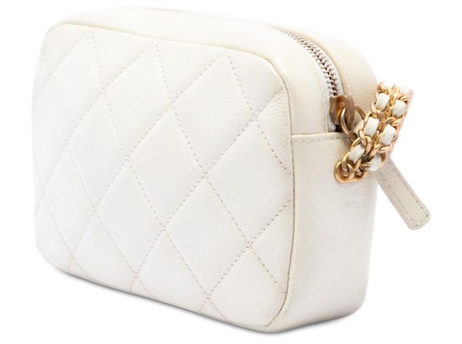 Borsa camera Chanel Melody in pelle caviar matelassé bianca con CC e catena Bianco - vista 2