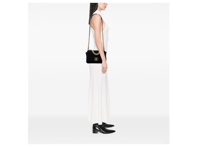 Chanel Black Medium Crochet 19 Flap Noir - vue 6