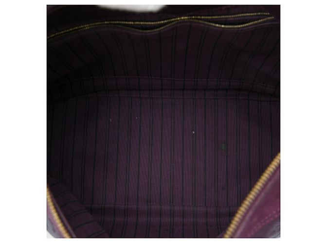 Louis Vuitton Purple Monogram Empreinte Audacieuse MM Porpora - vista 4