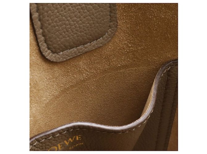 Mini borsa a secchiello Pebble in pelle marrone LOEWE Taupe - vista 4