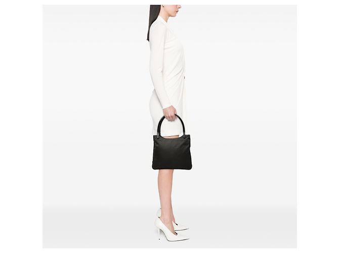 Tote Prada Shopper aus schwarzem Tessuto mit Griffen aus Resin - Ansicht 6