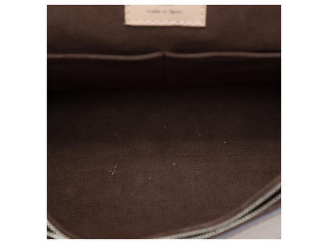 Louis Vuitton Brown Epi Cluny BB Marrone Beige - vista 4