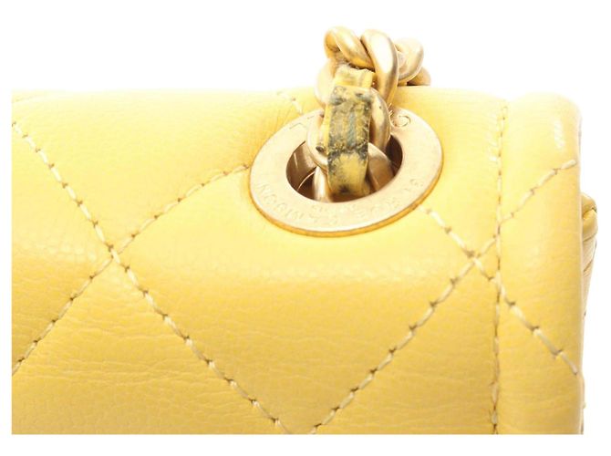 Chanel Yellow Mini Quilted Caviar Sweet Flap Giallo - vista 15
