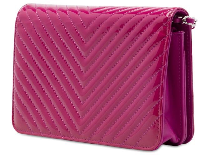 Chanel CC Wallet On Chain aus rosa Lackleder, diamantgesteppt Pink - Ansicht 2