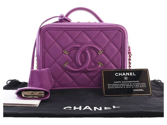 Chanel Vanity Case Piccolo CC Filigree in Pelle Caviar Viola Porpora - vista 14