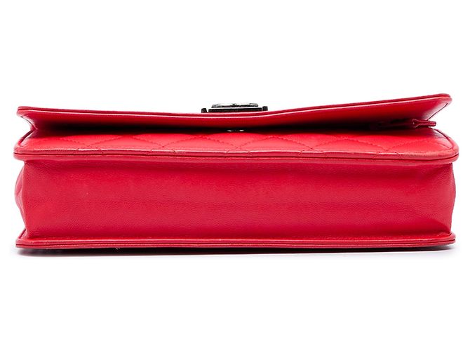 Chanel Red Quilted Lambskin Boy Wallet On Chain Rot - Ansicht 3