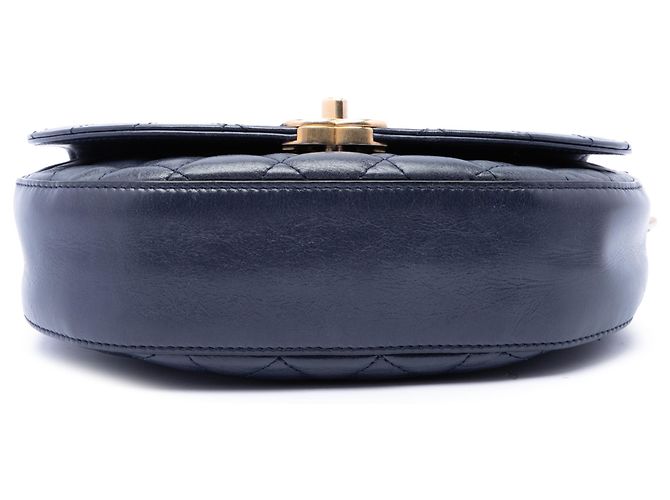 Chanel Blue CC Quilted Lambskin Chain Handle Half Moon Flap Blu scuro - vista 3