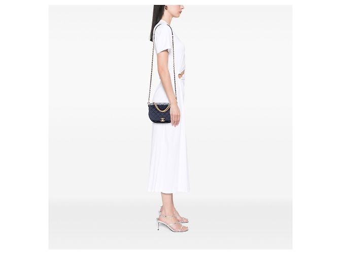 Chanel Blue CC Quilted Lambskin Chain Handle Half Moon Flap Blu scuro - vista 6