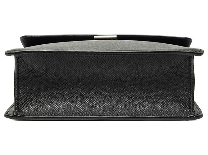 Louis Vuitton Black Taiga Pochette Kurgan Nero - vista 3
