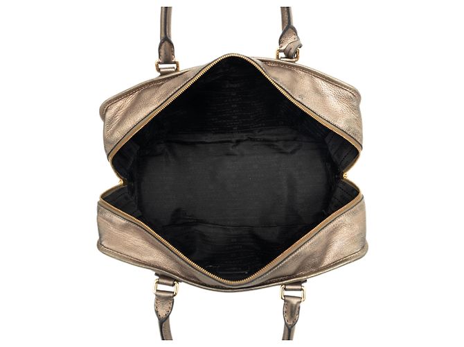 LOEWE Amazona 35 in pelle metallizzata oro D'oro - vista 4
