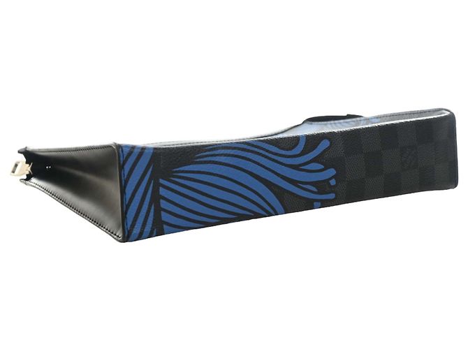 Louis Vuitton Blue Christopher Nemeth Damier Graphite Pochette Voyage Rope MM - vista 8