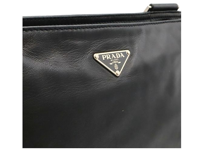 Prada Triangle Schultertasche Schwarz - Ansicht 10