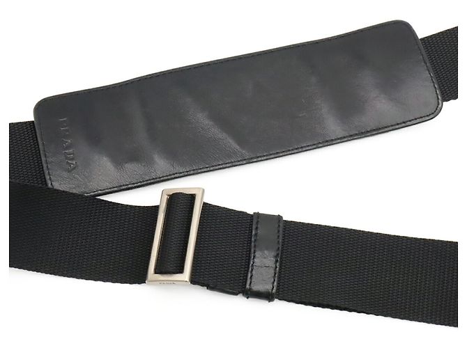 Prada Triangle Schultertasche Schwarz - Ansicht 5